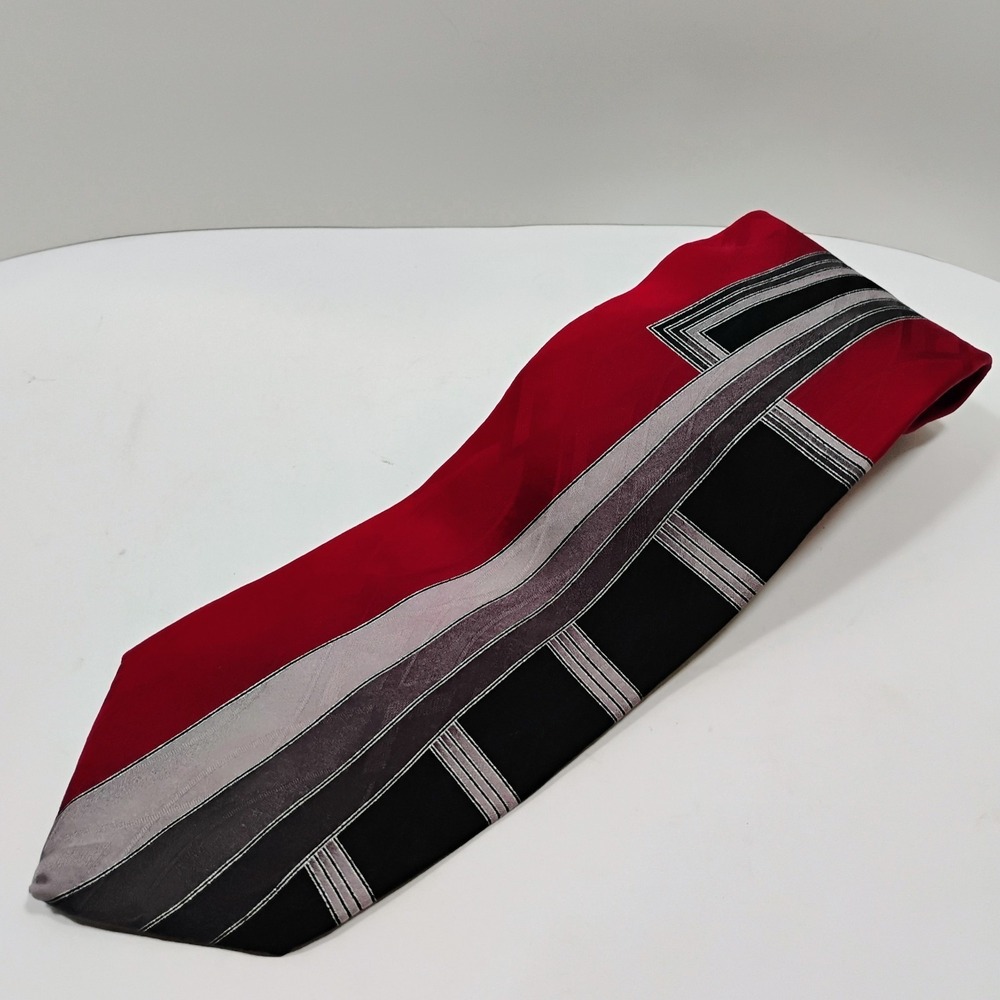 Puritan Men's Neck Tie 100% Silk Red White Black Geometric